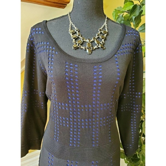 Lane Bryant Patterned Sweater Dress- Size 18/20 - Picture 2 of 11